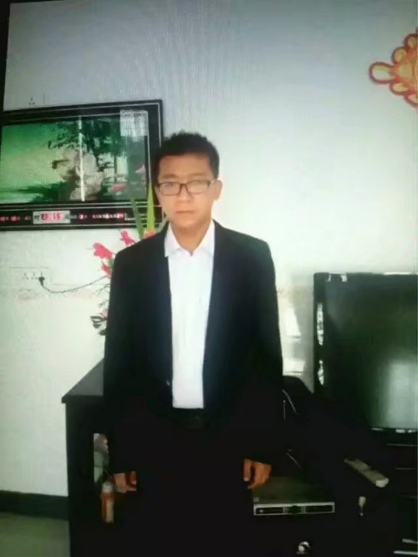 依然疼痛的第一张照片--武汉王婆说媒