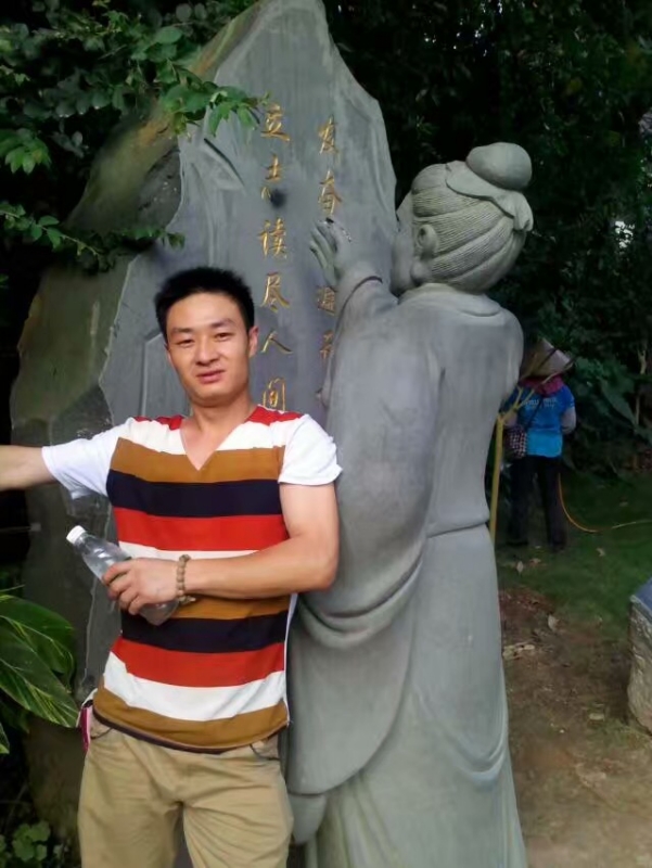 相依相伴的第一张照片--武汉王婆说媒